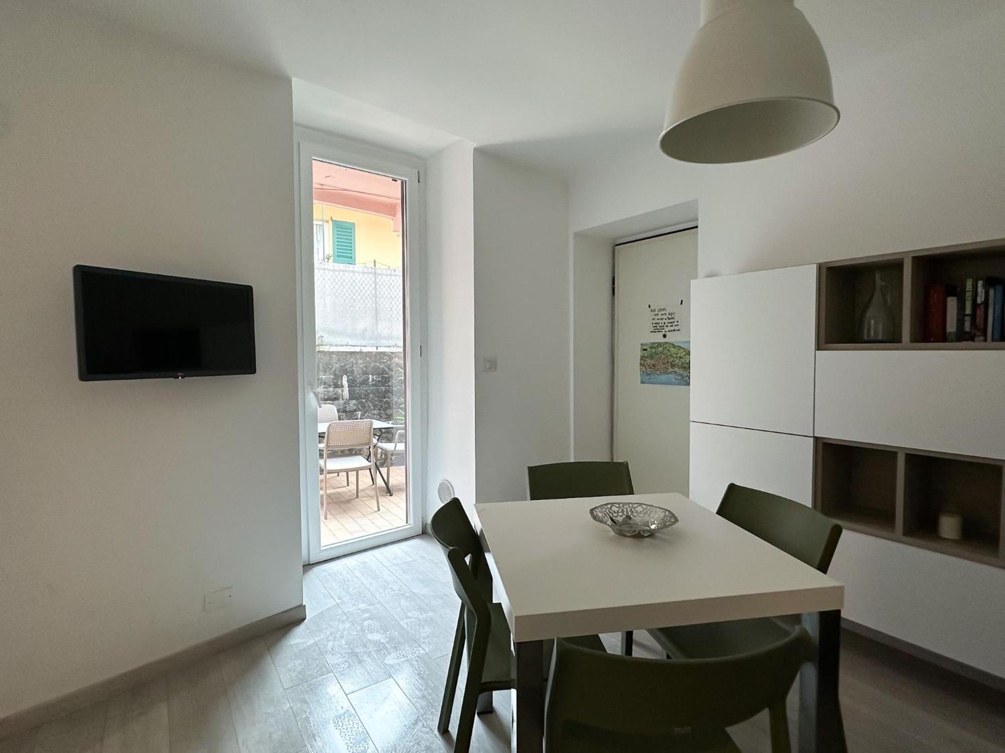 Paloma Center Town Apartment Беладжо Екстериор снимка