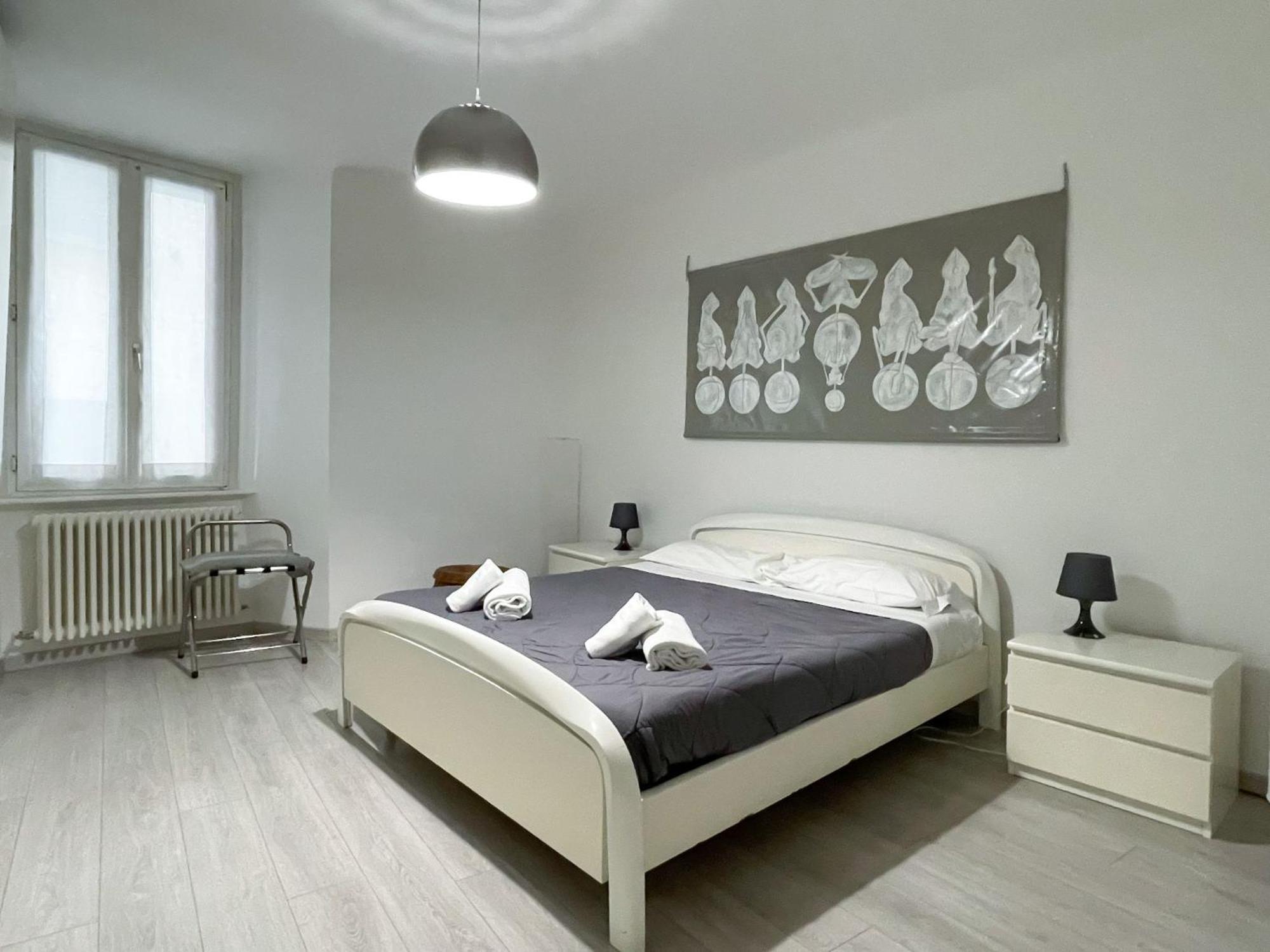 Paloma Center Town Apartment Беладжо Екстериор снимка
