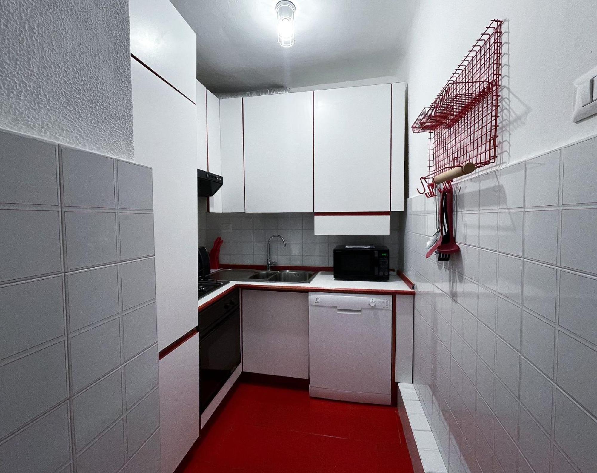 Paloma Center Town Apartment Беладжо Екстериор снимка